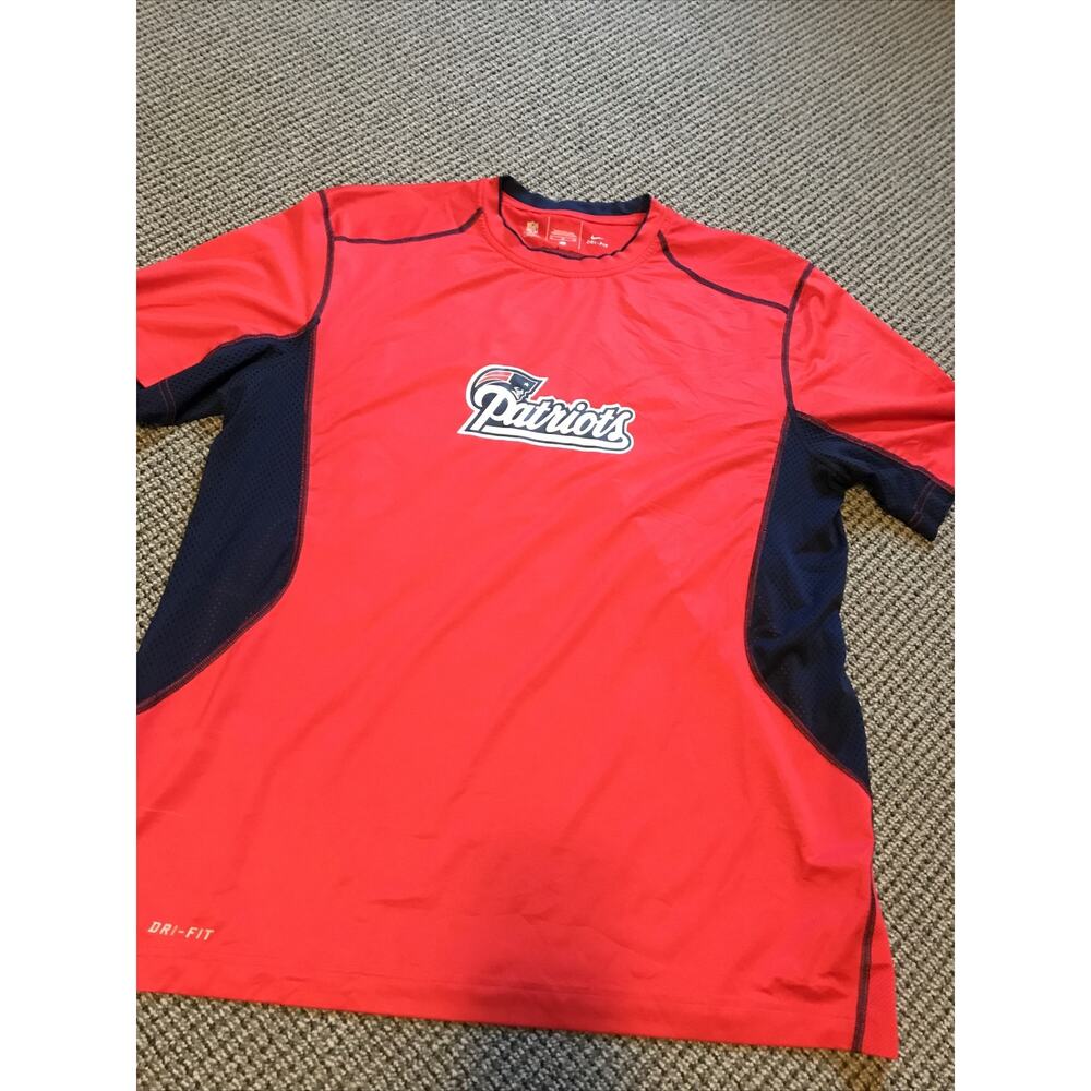 New England Patriots NFL Nike Dri-Fit Tee XL‎